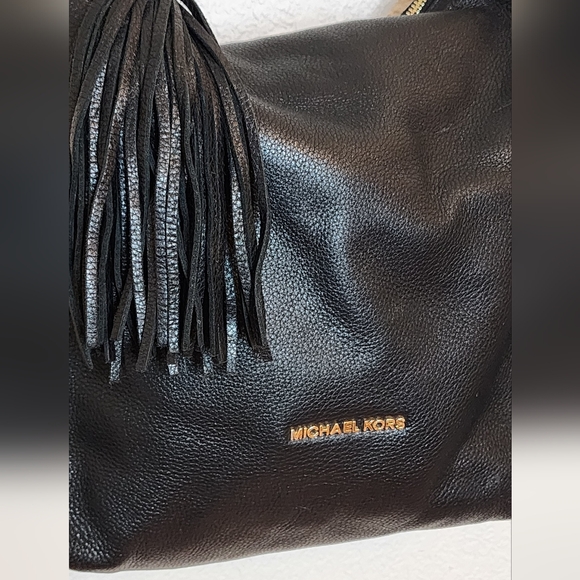 Michael Kors Black Leather Bedford Tassel Shoulder Bag - Picture 7 of 16